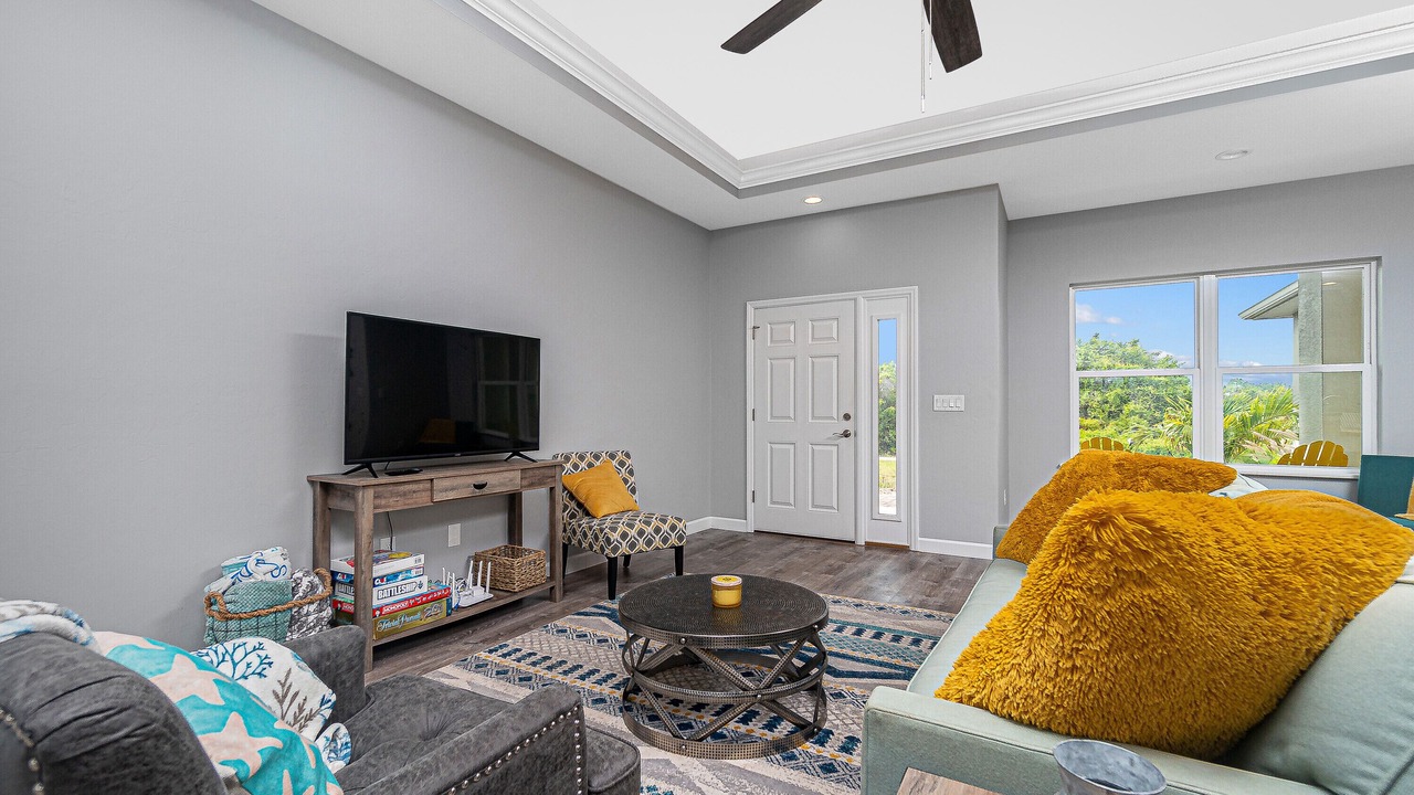 Photo of Livingroom in Englewood East