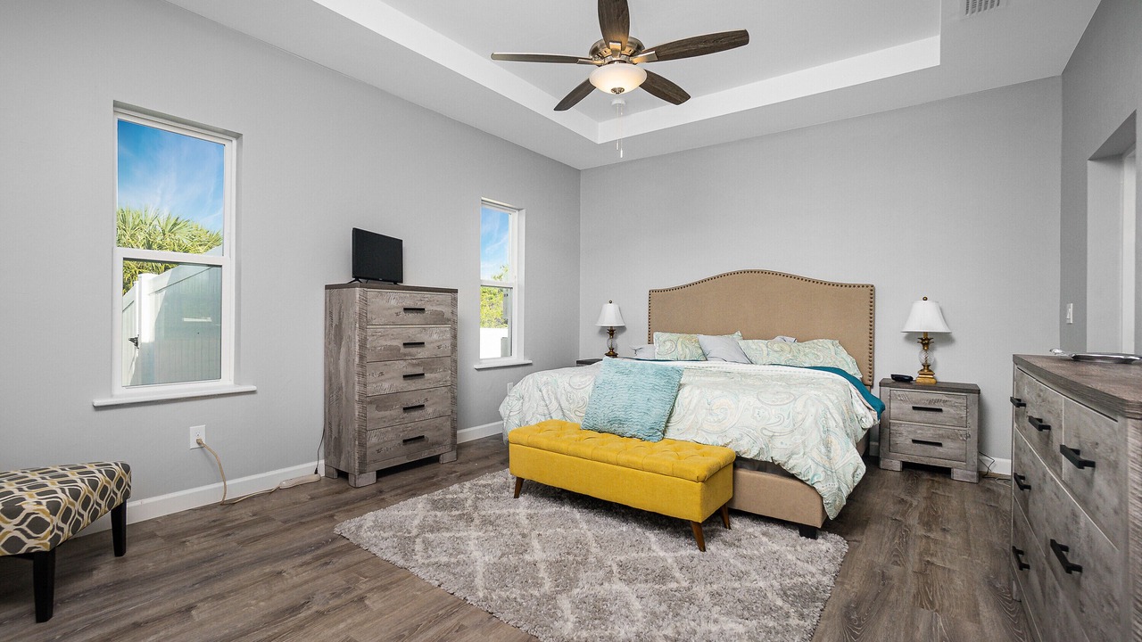 Photo of Bedroom in Englewood East