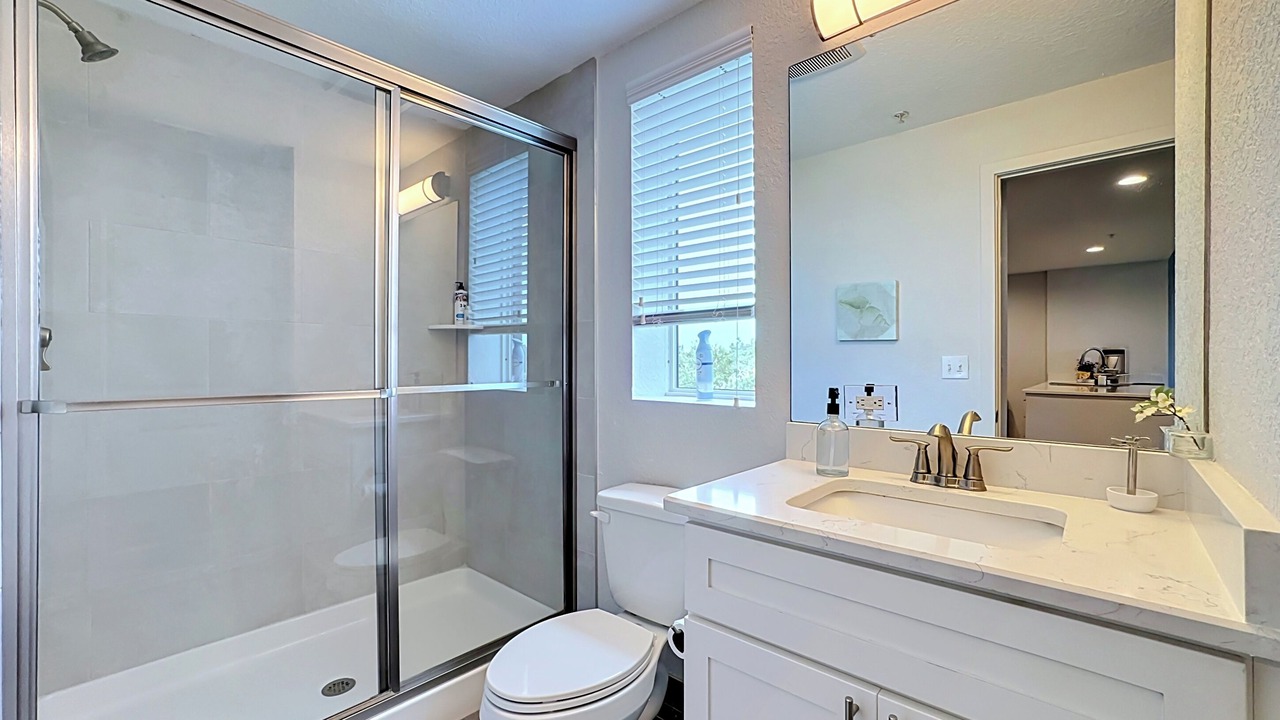 Photo of Bathroom in Indian Beach Sapphire Shores
