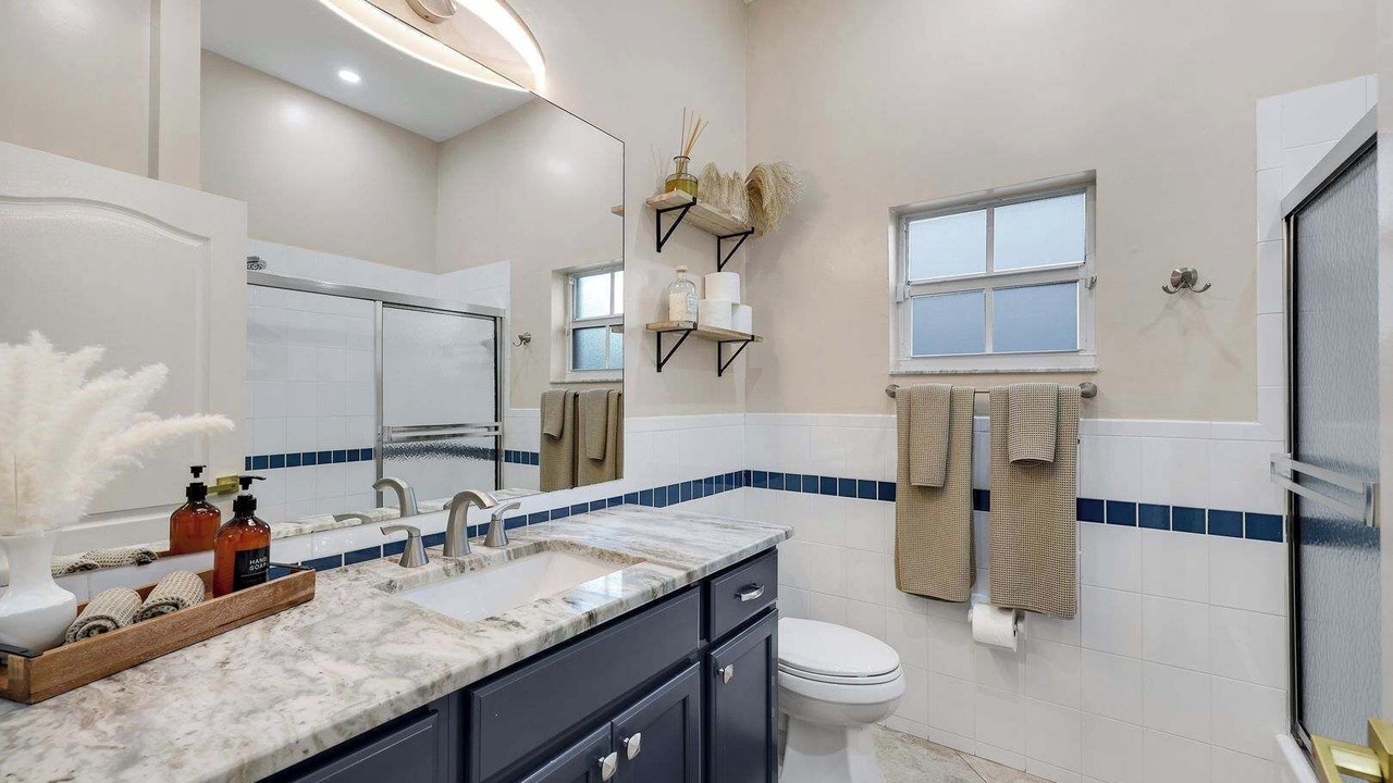 Photo of Bathroom in Naples Park