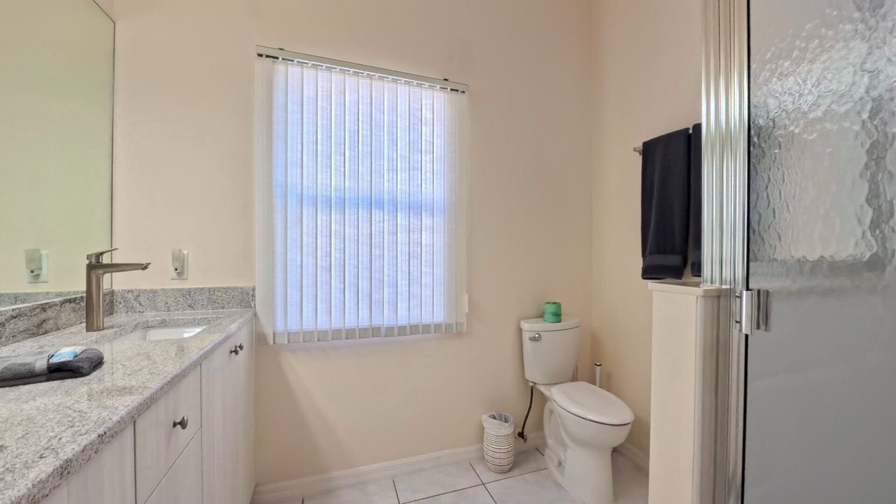 Photo of Bathroom in Pelican