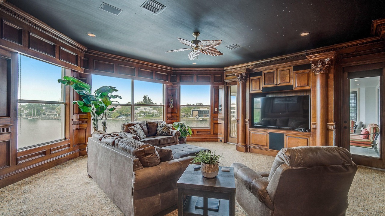 Photo of Bedroom in Bay Isle