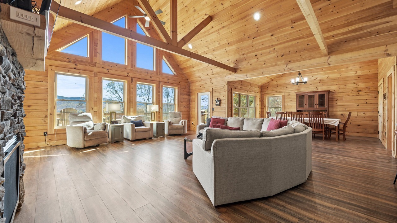 Photo of Livingroom in Fairview