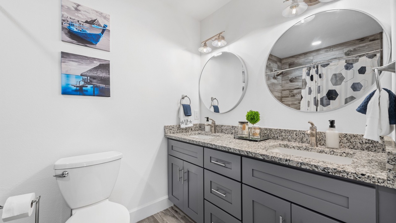 Photo of Bathroom in Englewood East