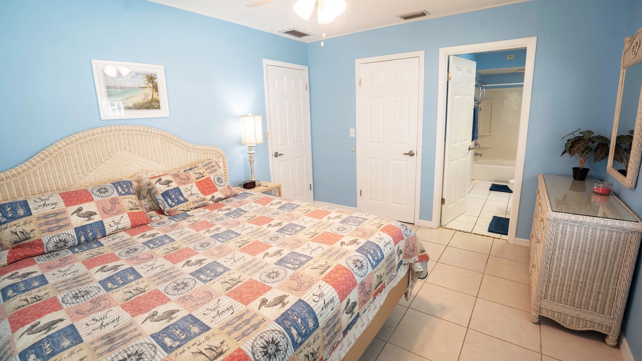 Photo of Bedroom in Gulf Cove