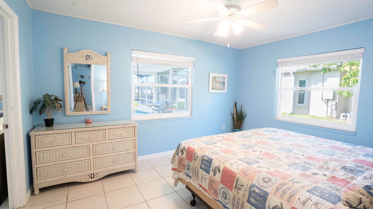 Photo of Bedroom in Gulf Cove