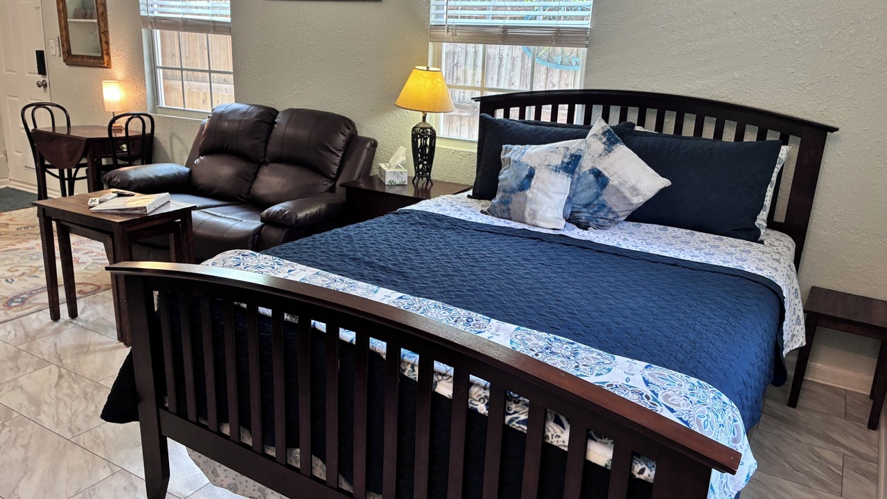 Photo of Bedroom in Gulfport