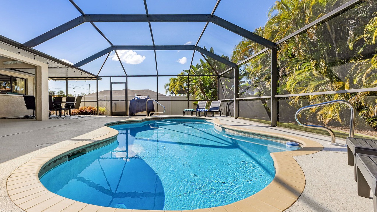 Photo of Outdoor in Pelican