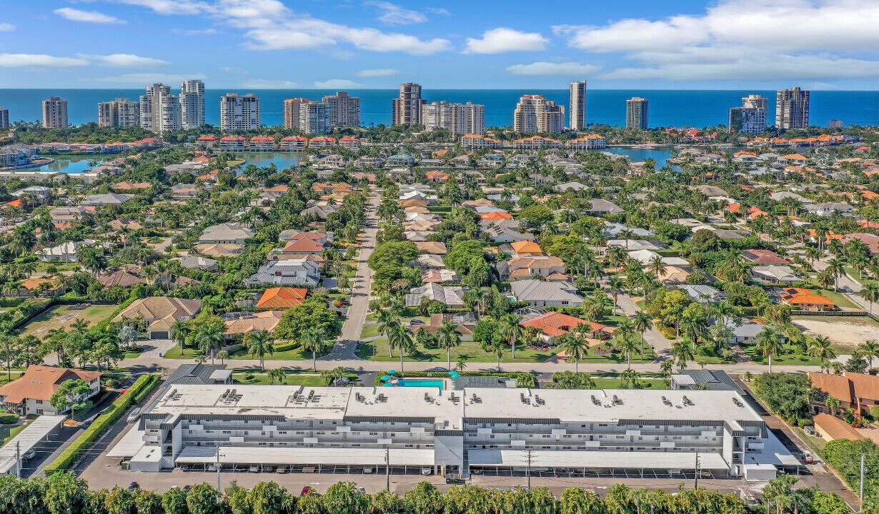 Photo of Outdoor in Park Shore