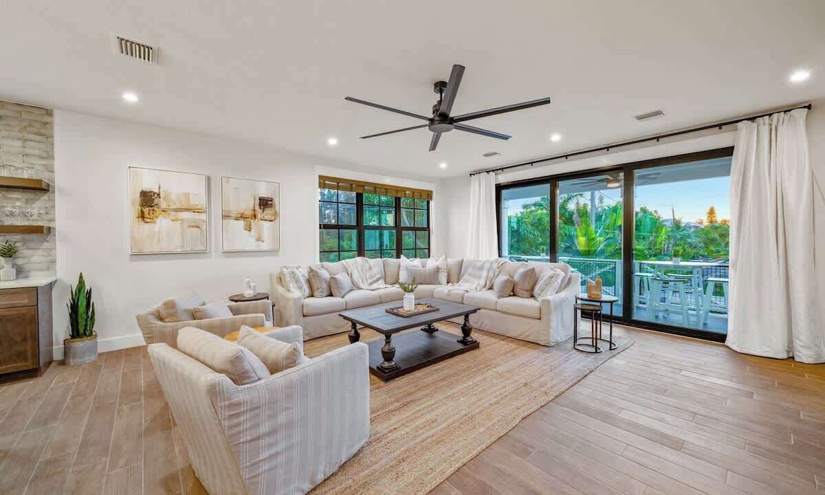 Photo of Livingroom in Siesta Key