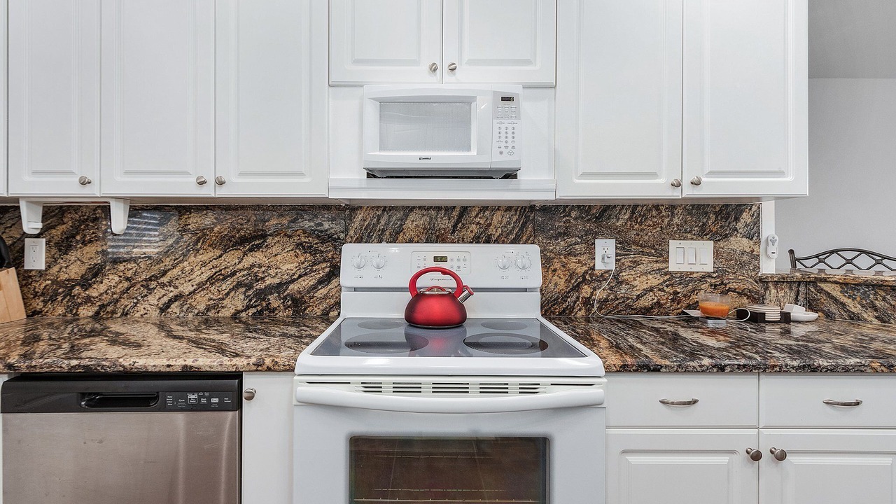 Photo of Kitchen in Caloosahatchee