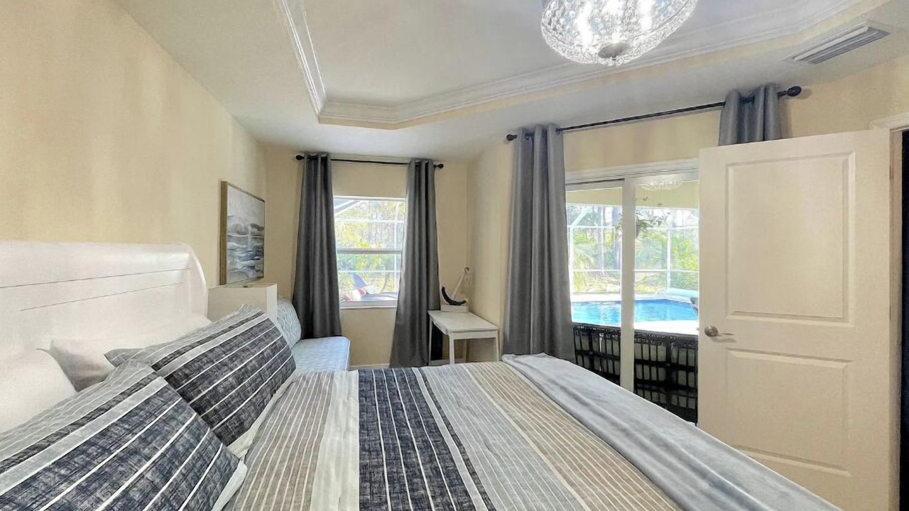 Photo of Bedroom in Rotonda Lakes