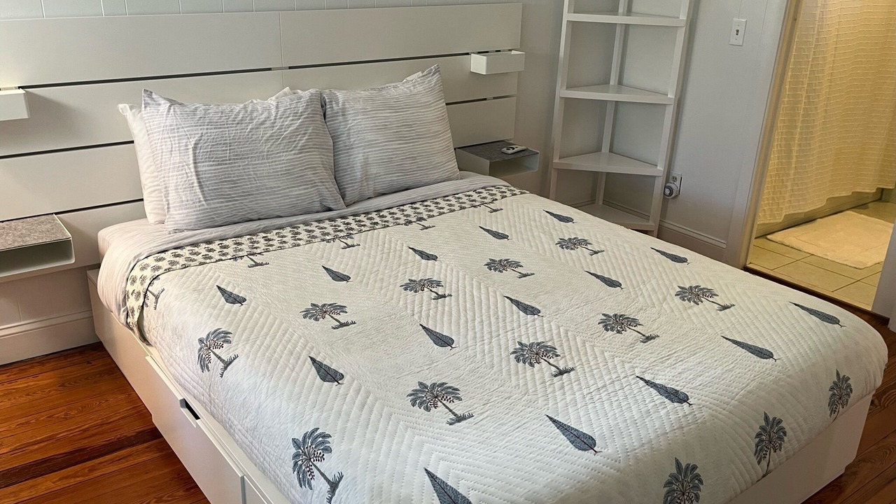 Photo of Bedroom in Laurel Park