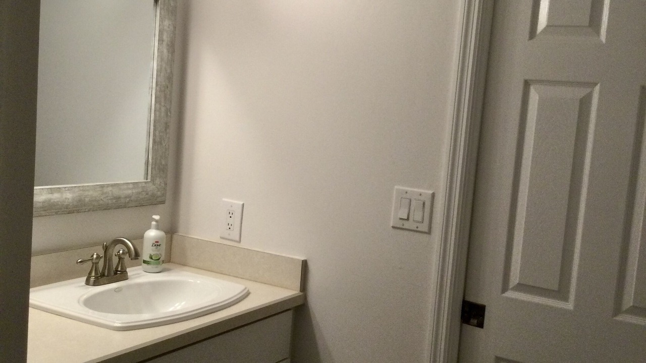 Photo of Bathroom in Vanderbilt Beach