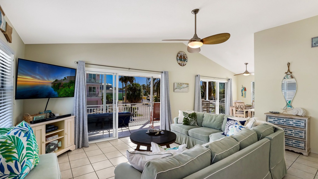 Photo of Livingroom in Anna Maria