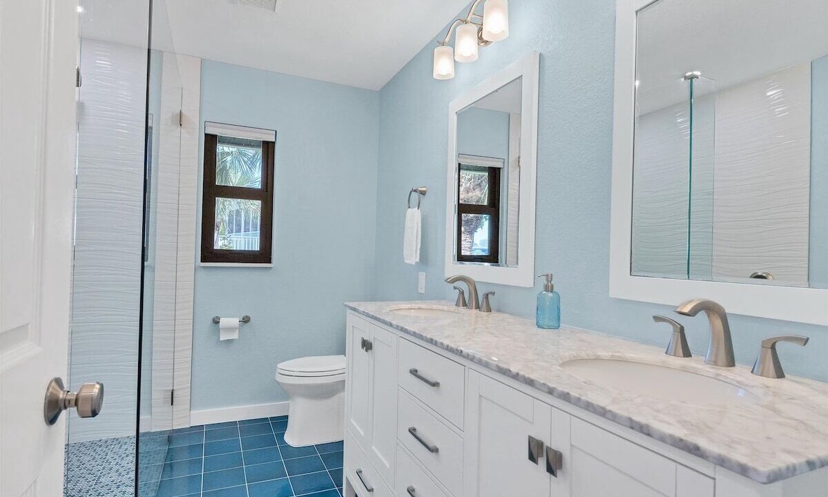 Photo of Bathroom in Englewood