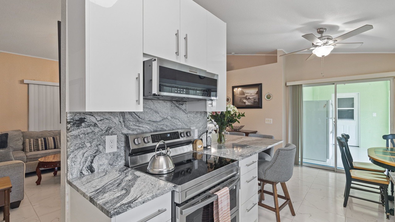 Photo of Kitchen in Warm Mineral Springs