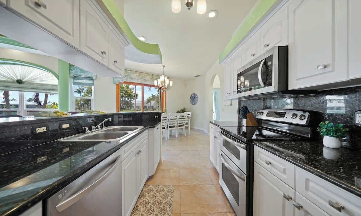 Photo of Kitchen in Burnt Store Isles