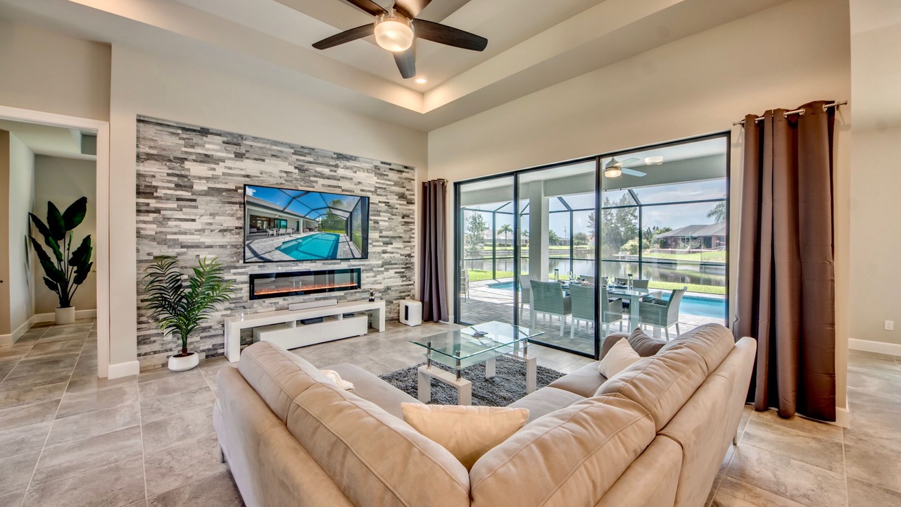 Photo of Livingroom in Trafalgar
