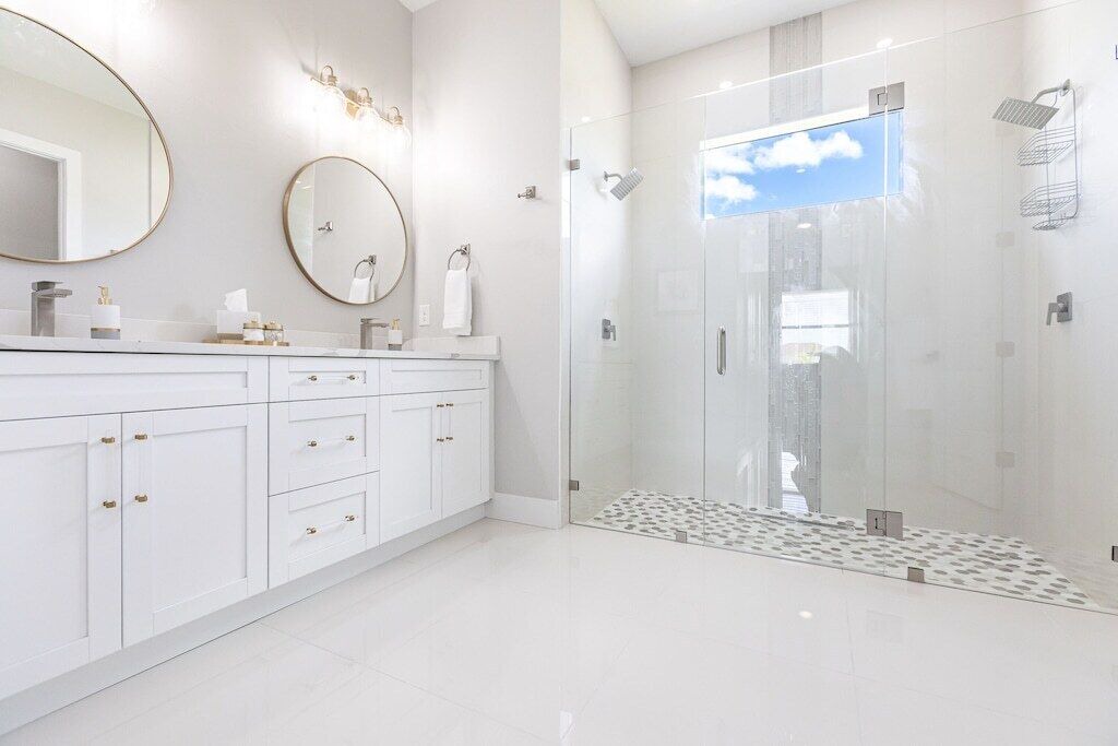 Photo of Bathroom in Diplomat