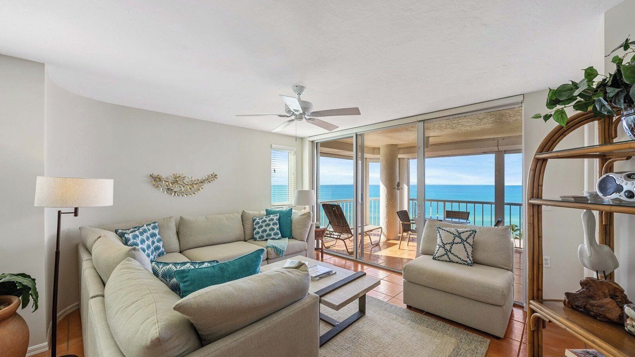 Photo of Livingroom in Park Shore