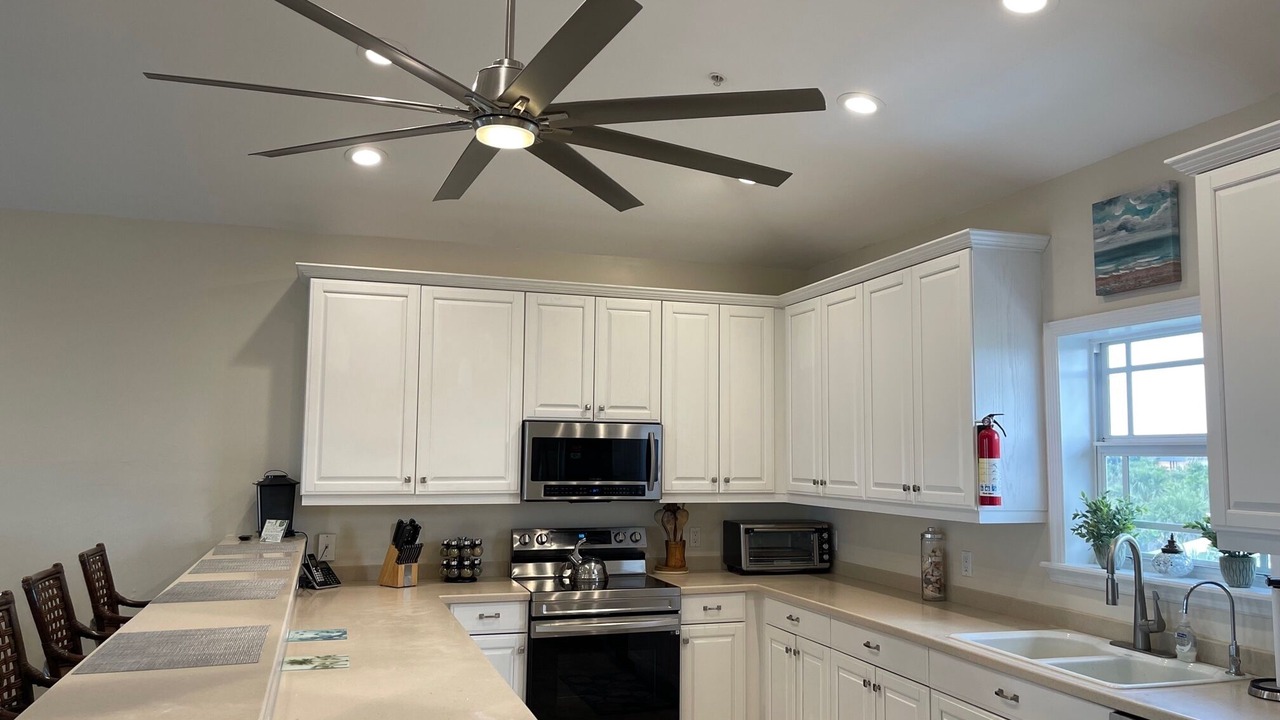 Photo of Kitchen in Safety Harbor Club