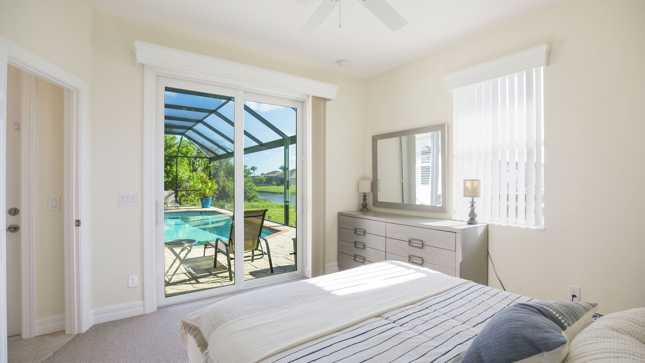 Photo of Bedroom in Pine Valley