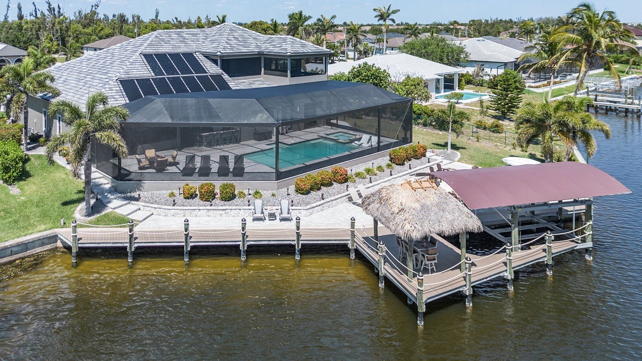 Photo of Outdoor in Pelican