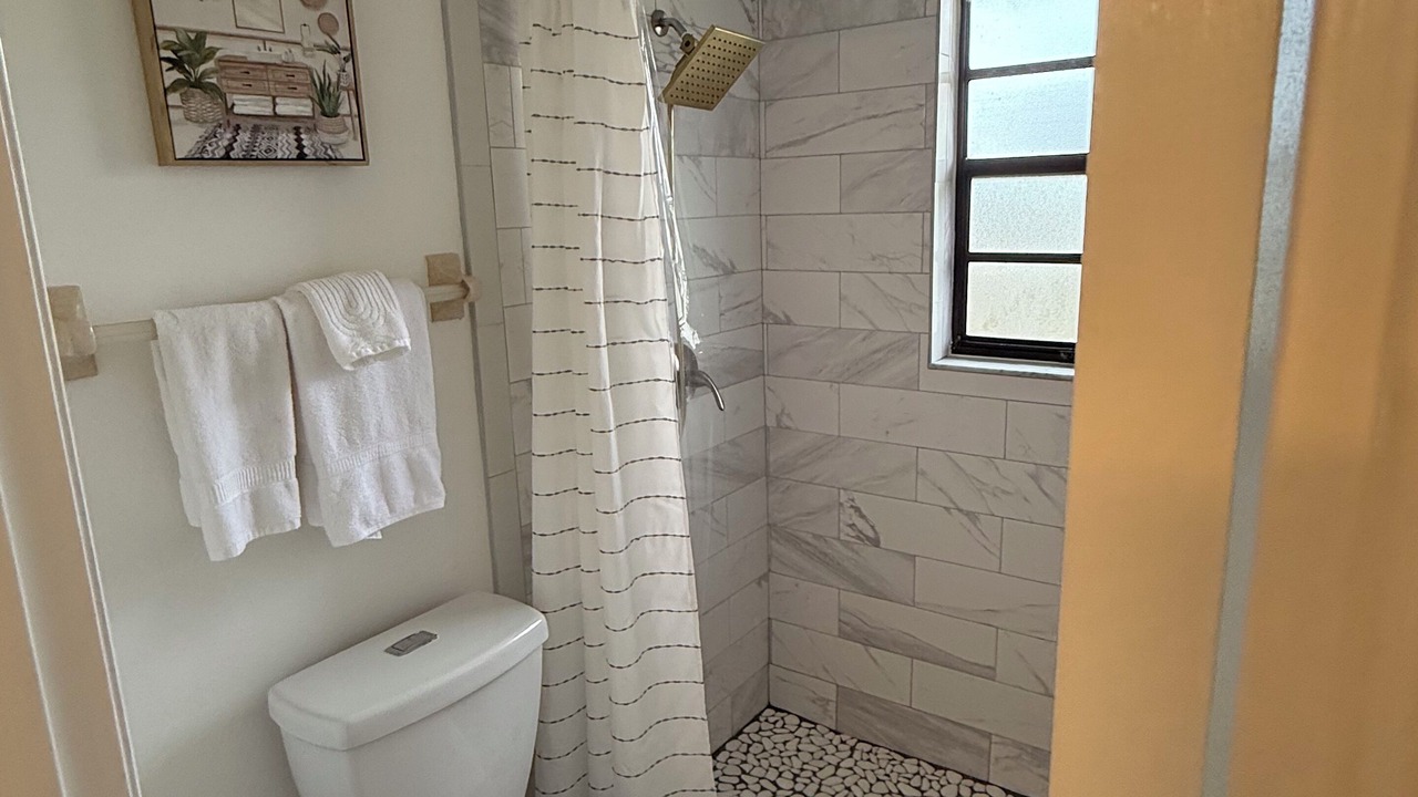 Photo of Bathroom in Oakland Hills