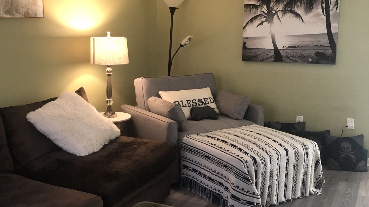 Photo of Livingroom in Fort Myers Shores