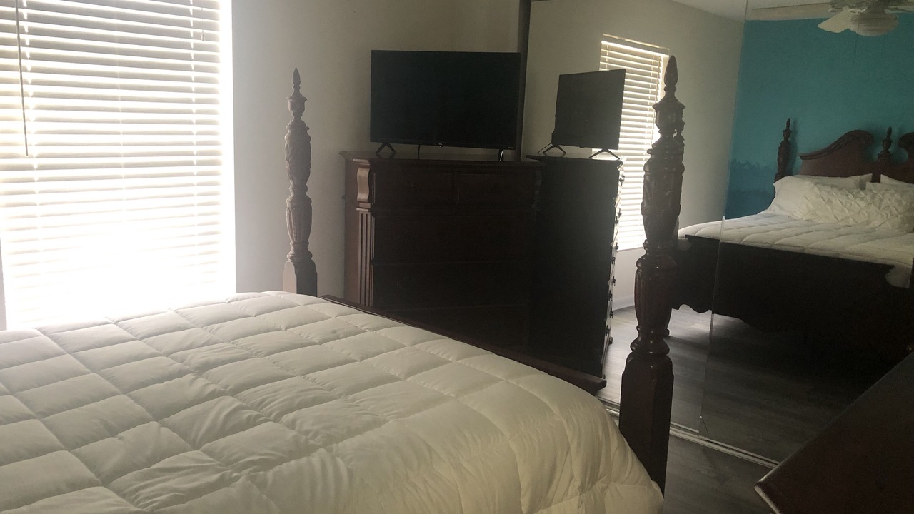 Photo of Bedroom in Fort Myers Shores