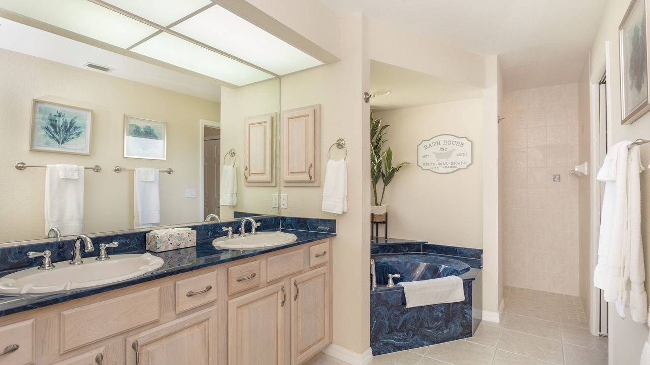 Photo of Bathroom in South Gulf Cove