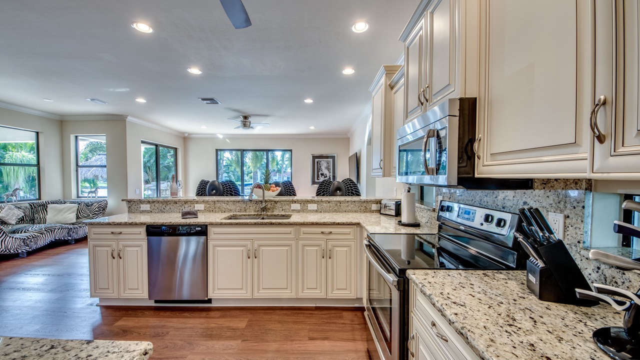 Photo of Kitchen in Caloosahatchee
