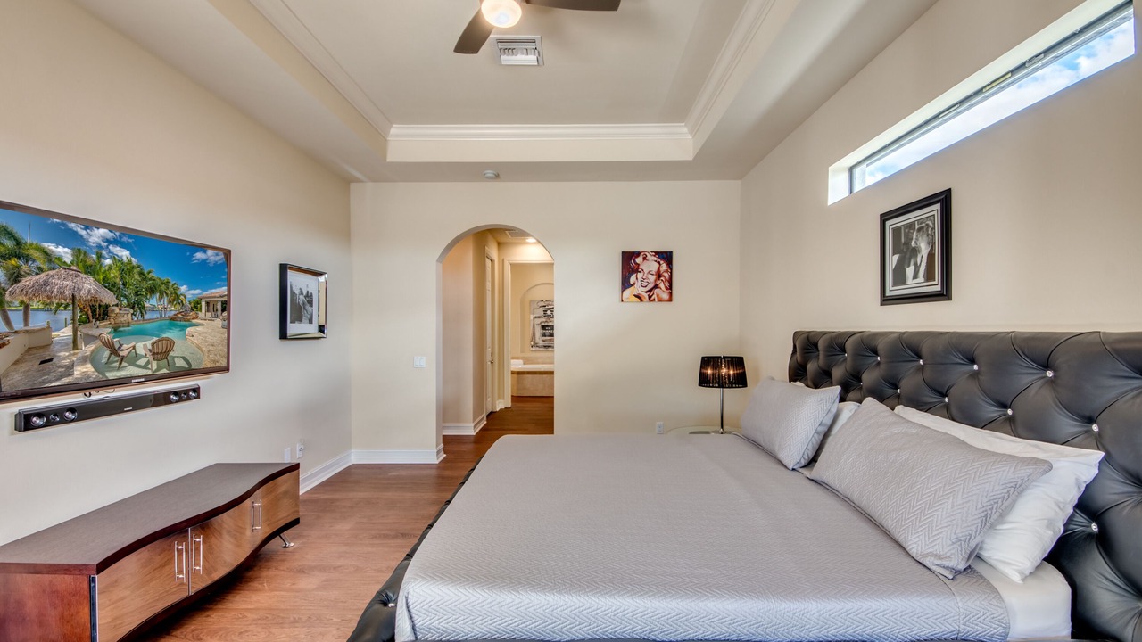 Photo of Bedroom in Caloosahatchee