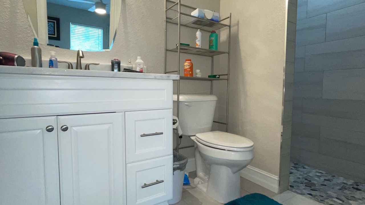 Photo of Bathroom in Englewood East