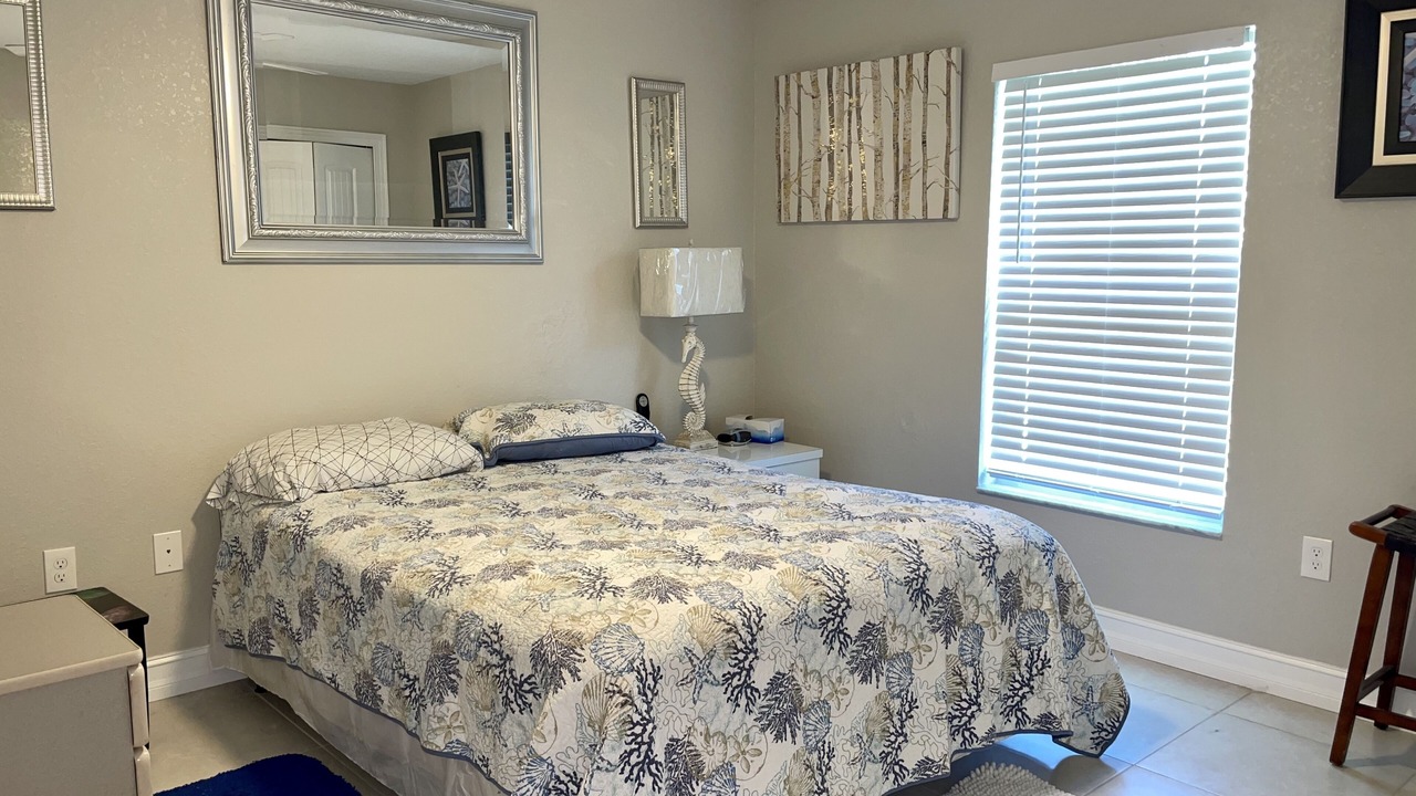 Photo of Bedroom in Englewood East