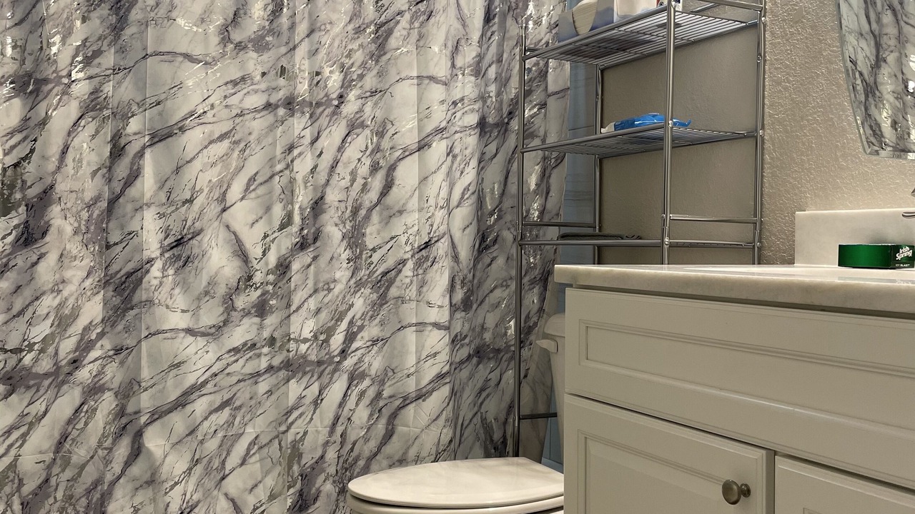 Photo of Bathroom in Englewood East