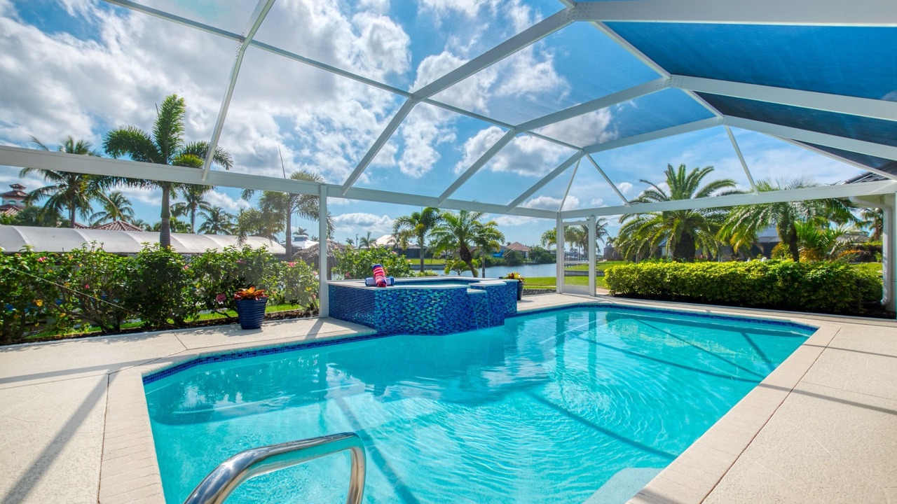 Photo of Outdoor in Pelican