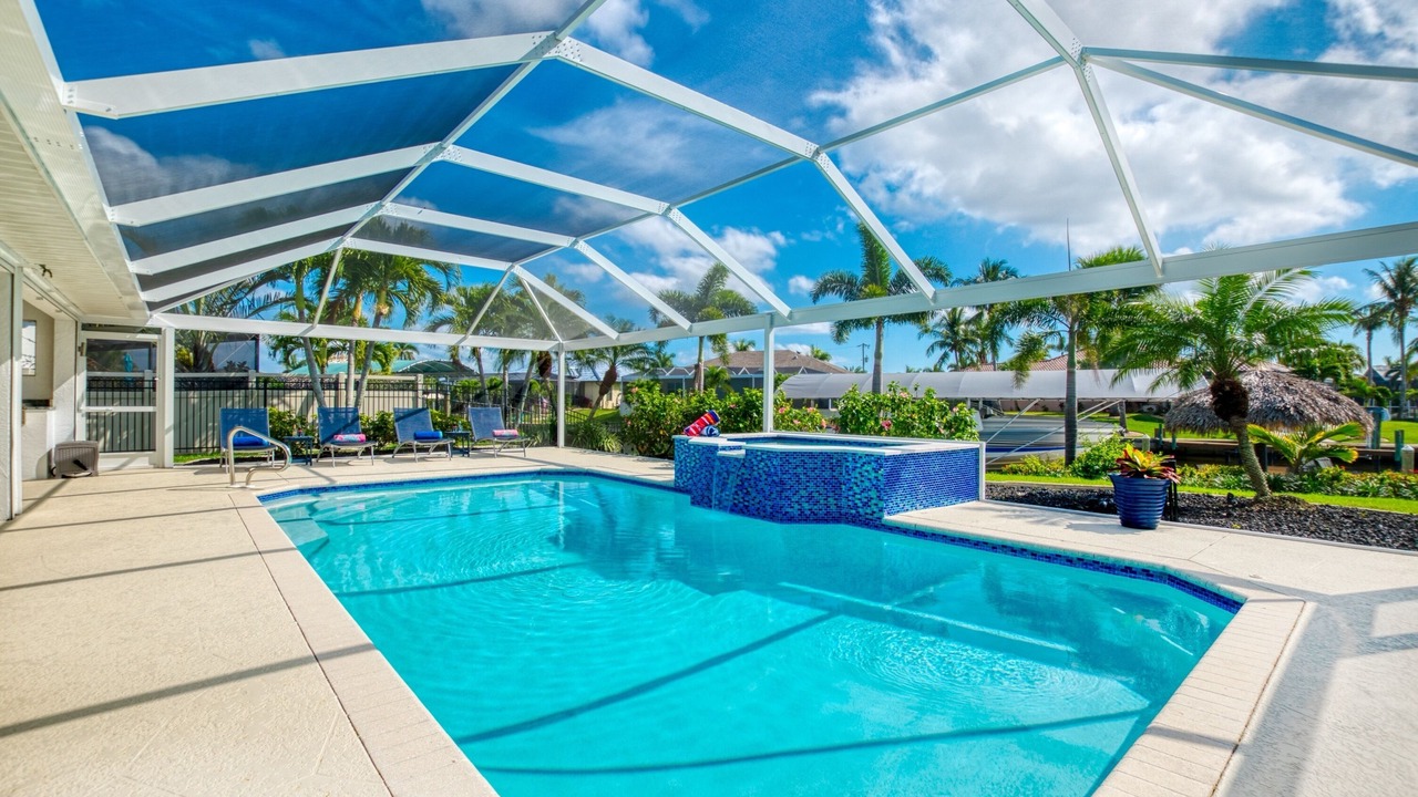 Photo of Outdoor in Pelican
