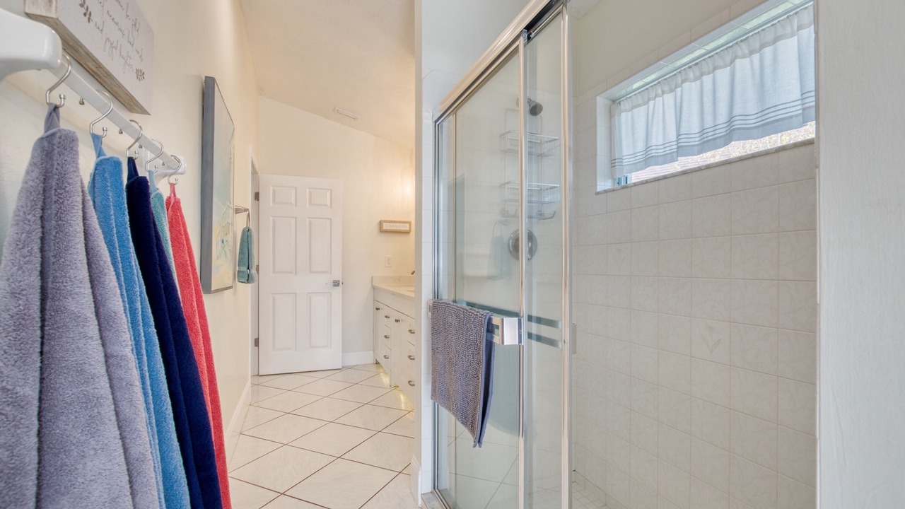 Photo of Bathroom in Pelican