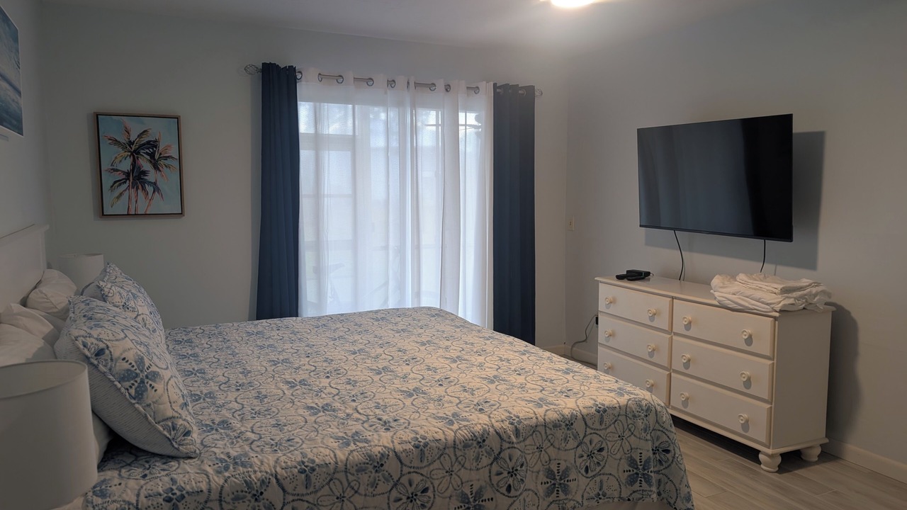 Photo of Bedroom in Englewood