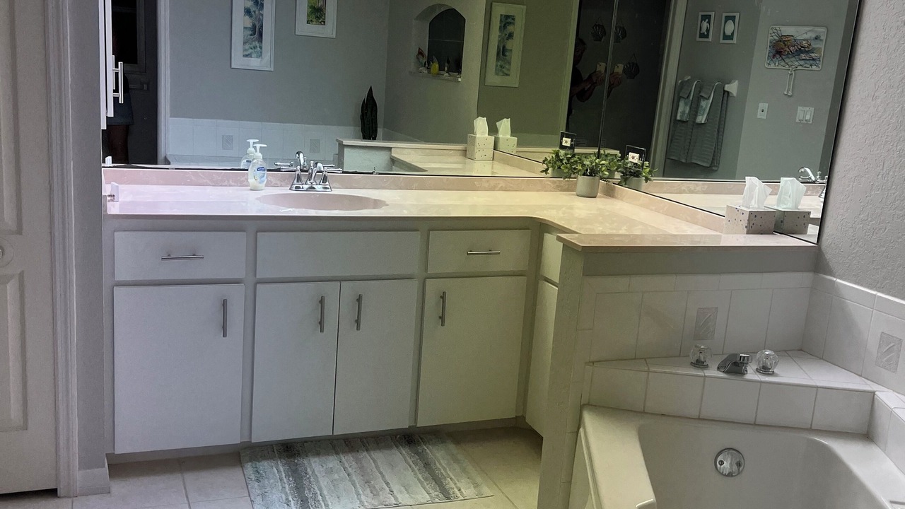 Photo of Bathroom in Broadmoor