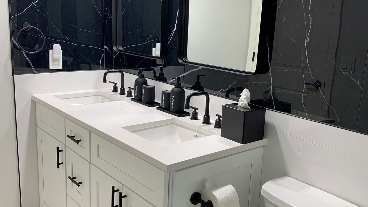 Photo of Bathroom in Pine Ridge