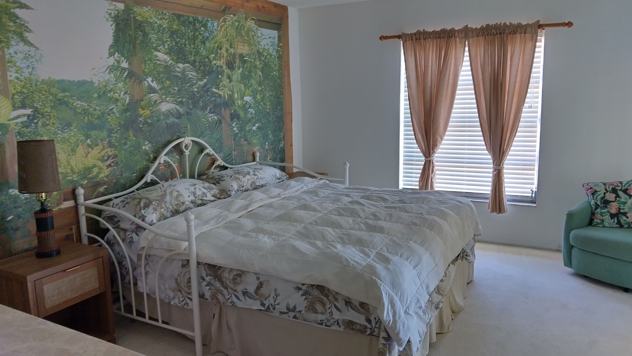 Photo of Bedroom in Island Estate
