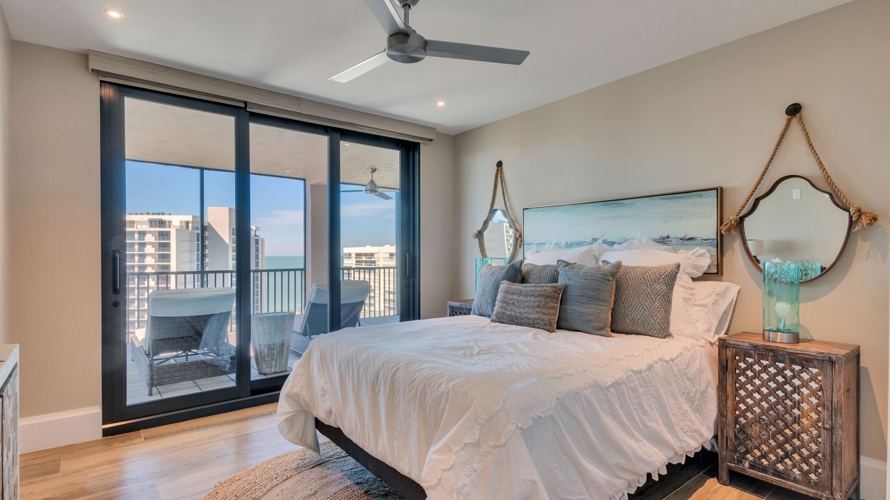 Photo of Bedroom in Vanderbilt Beach