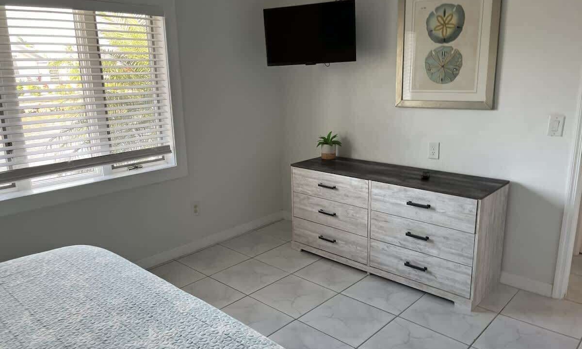 Photo of Bedroom in Saint James City