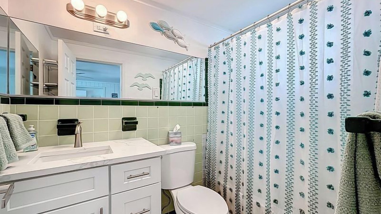 Photo of Bathroom in Englewood