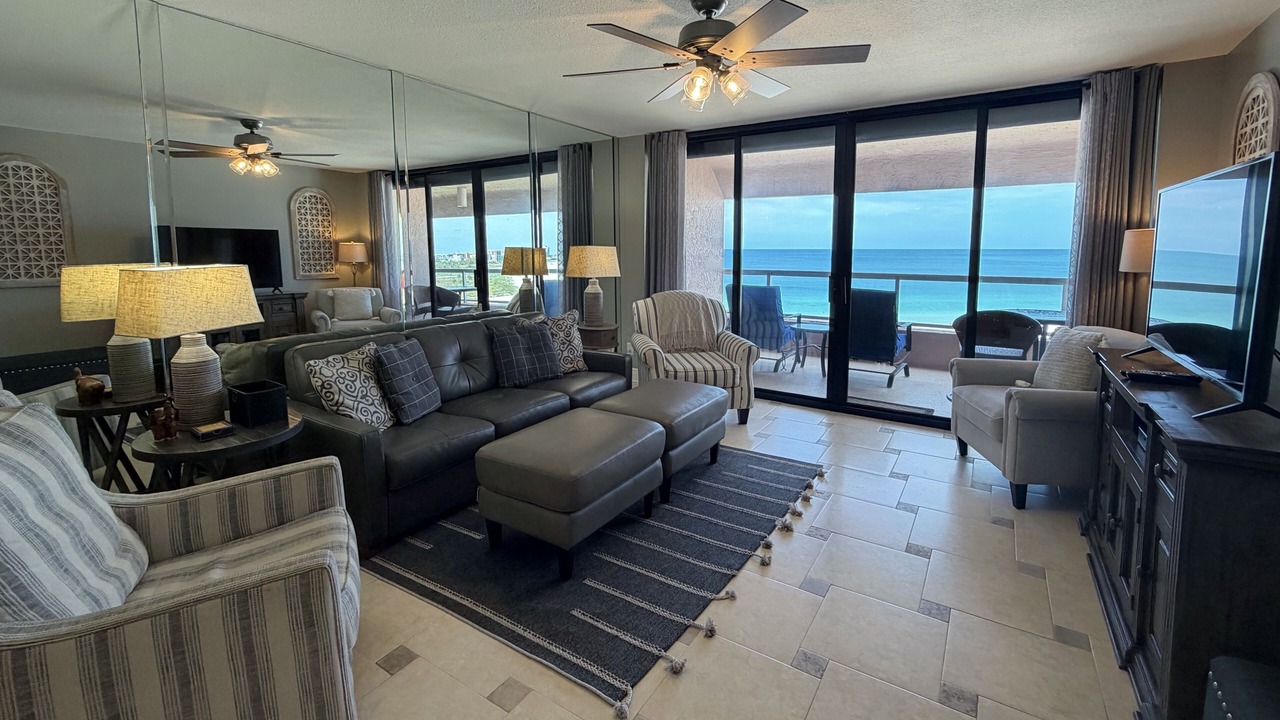 Photo of Livingroom in Sand Key