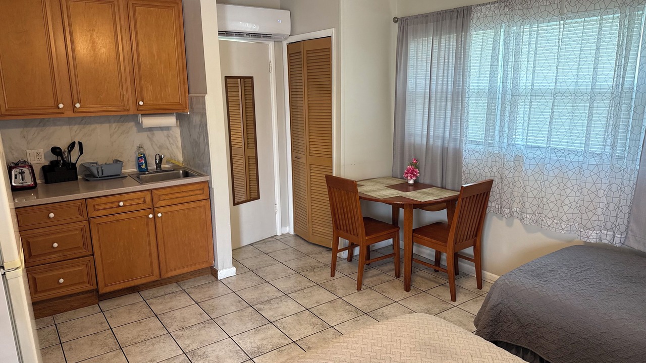 Photo of Bedroom in Warm Mineral Springs
