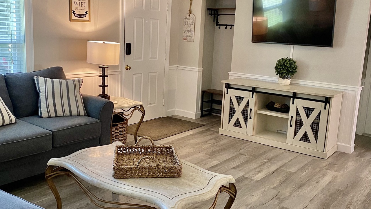 Photo of Livingroom in Gulf Gate Estates